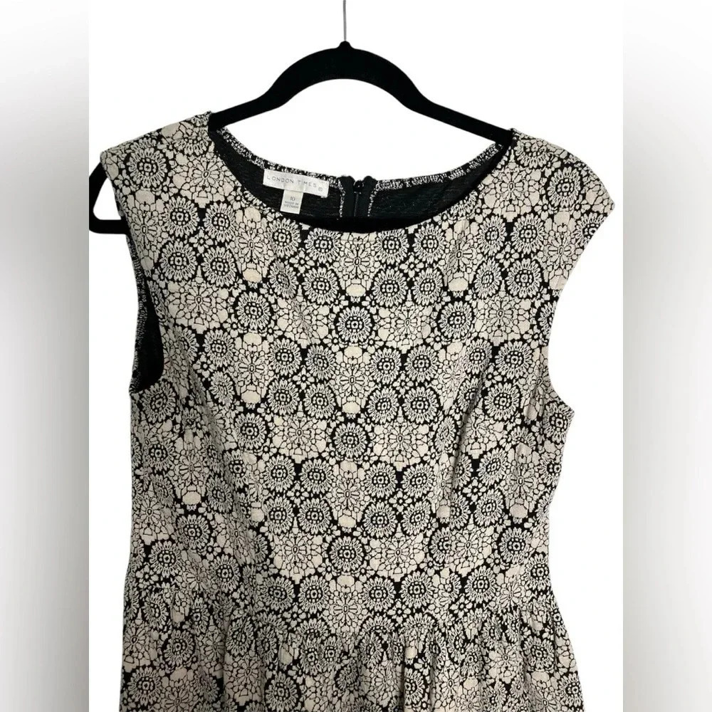 Maggot London Black and Cream Dress with medallion print size 10 - Picture 5 of 5
